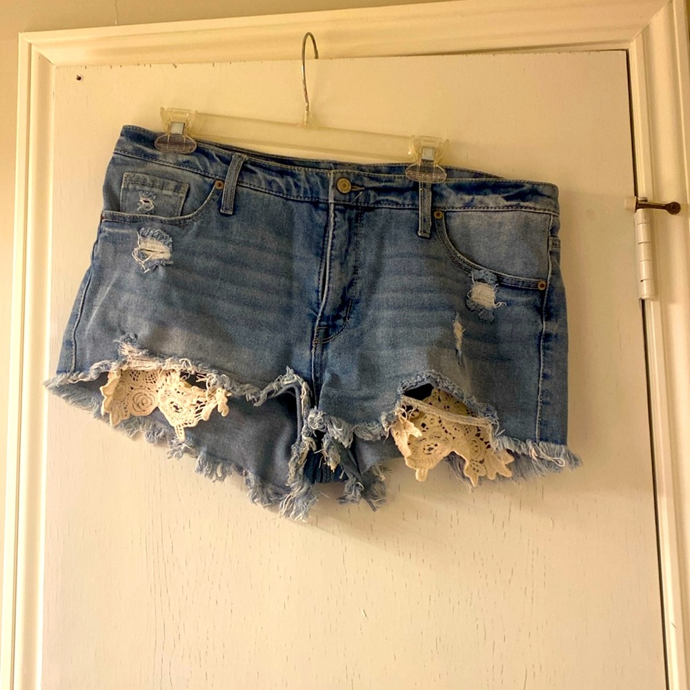 Denim Shorts lace detail
